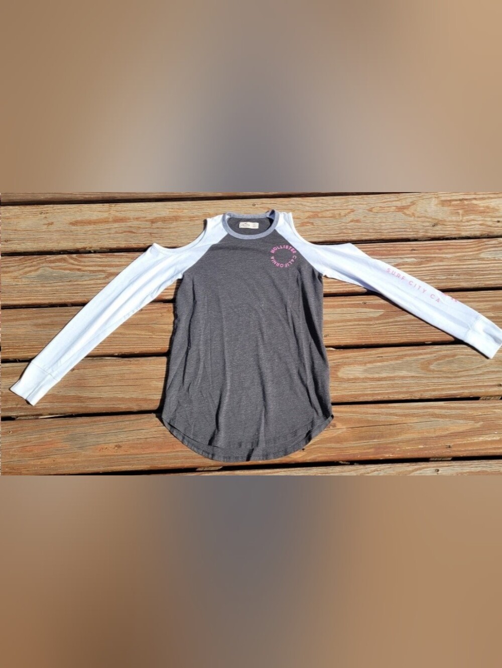 Hollister Charcoal Raglan Tee with White Sleeves & Pink Logo X Small
